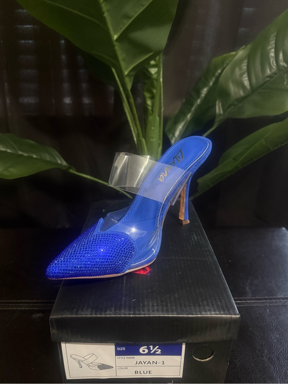 -1 Women's Blue Pointed Mule Heels
